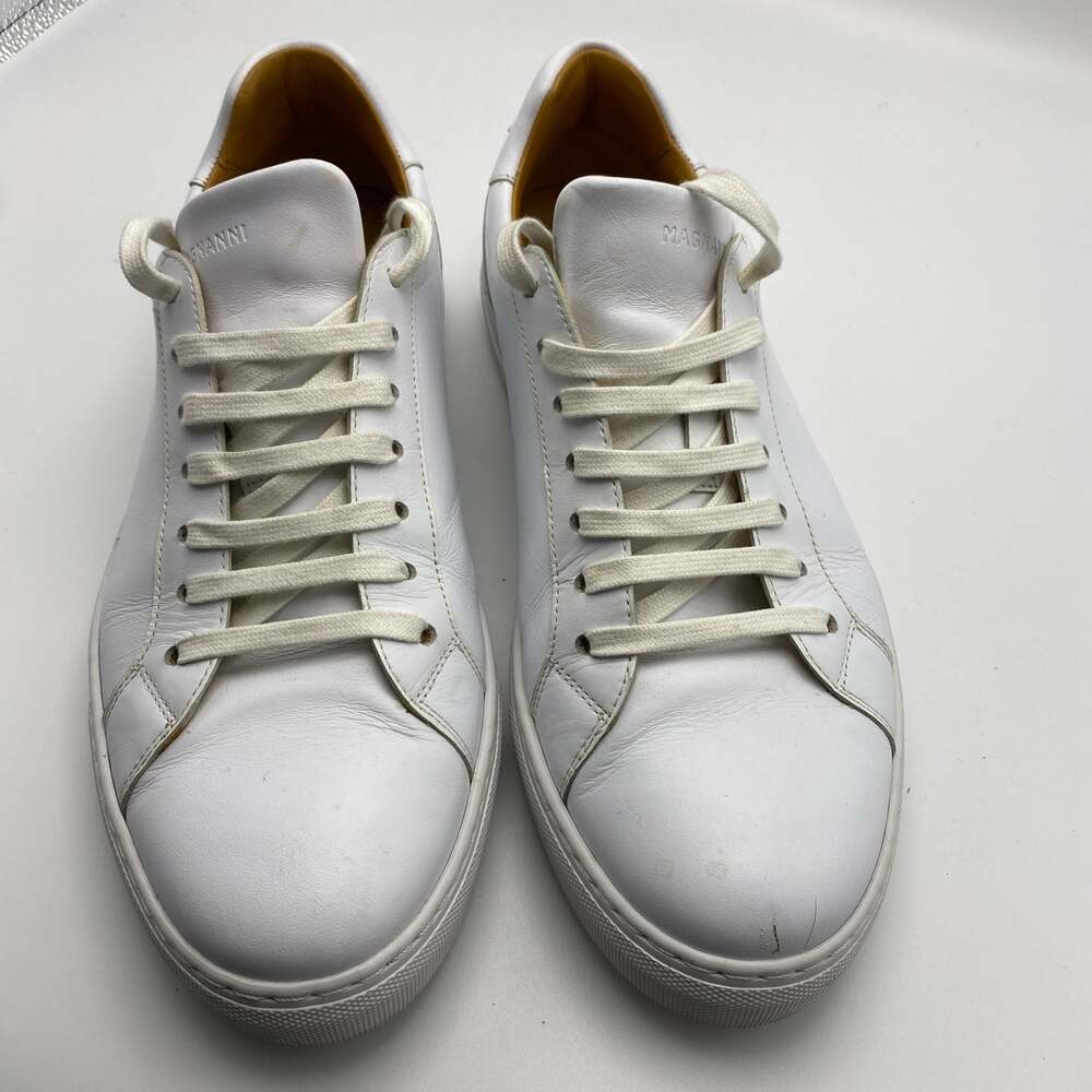 Magnanni Elonso Perforated Sneaker (Men)